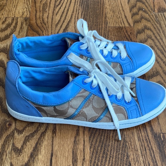 Coach Alivia sneakers, size 7.5. Excellent condition. Classic coach pattern - Picture 5 of 16